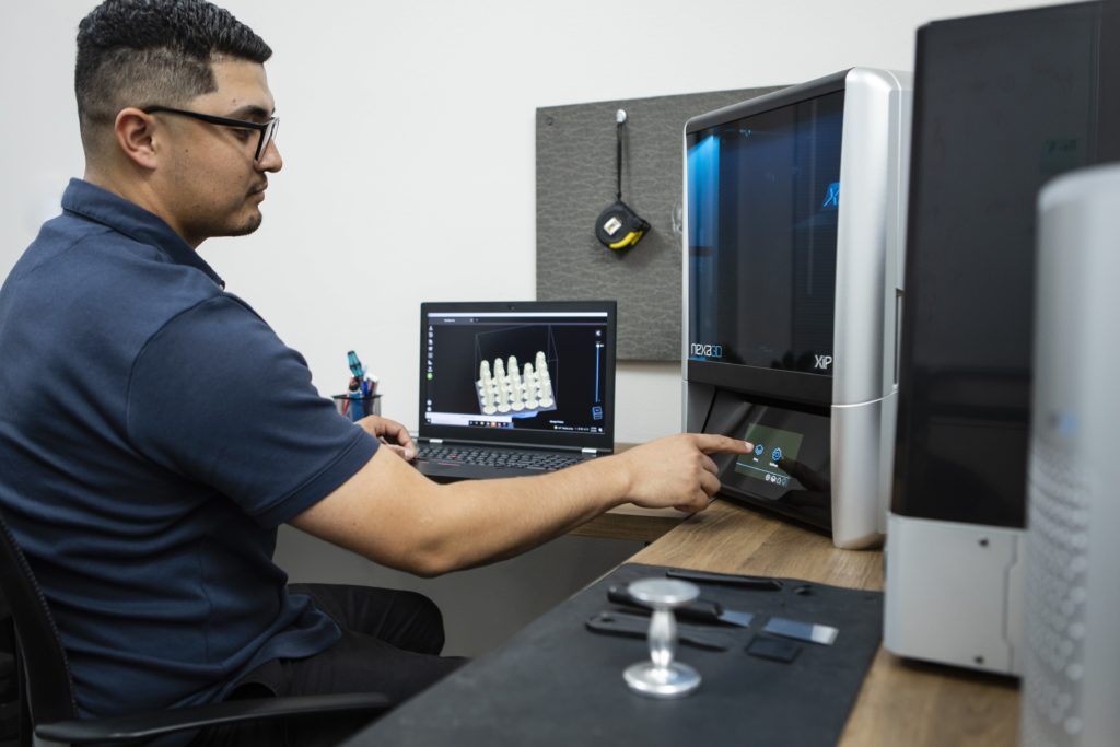 XiP Desktop 3D Printer Engineer Desk